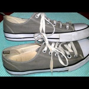 Canvas Low top Skate Sneakers